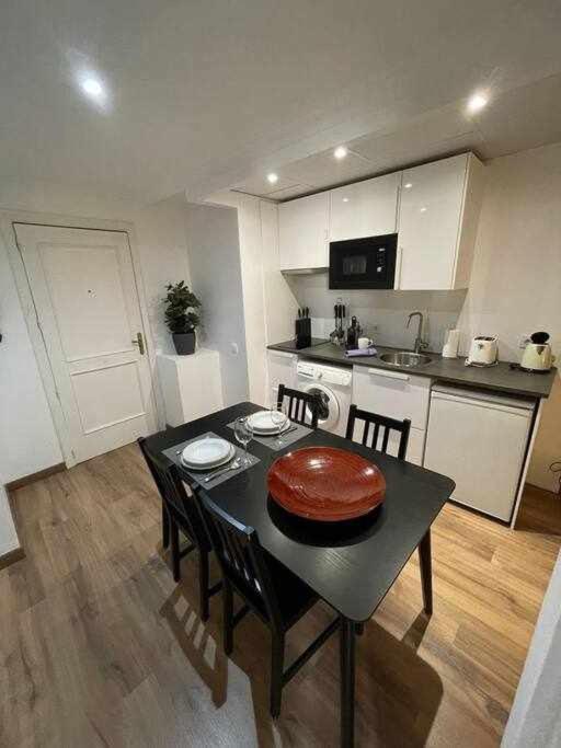Apartamento IV Alcalaretiro Ideal Parejas Madrid Eksteriør billede